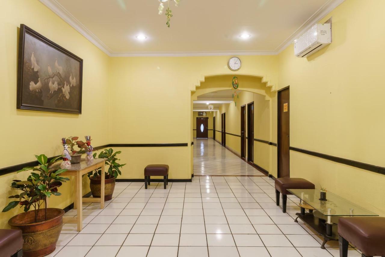 Reddoorz Plus Near Ancol Jakarta Luaran gambar