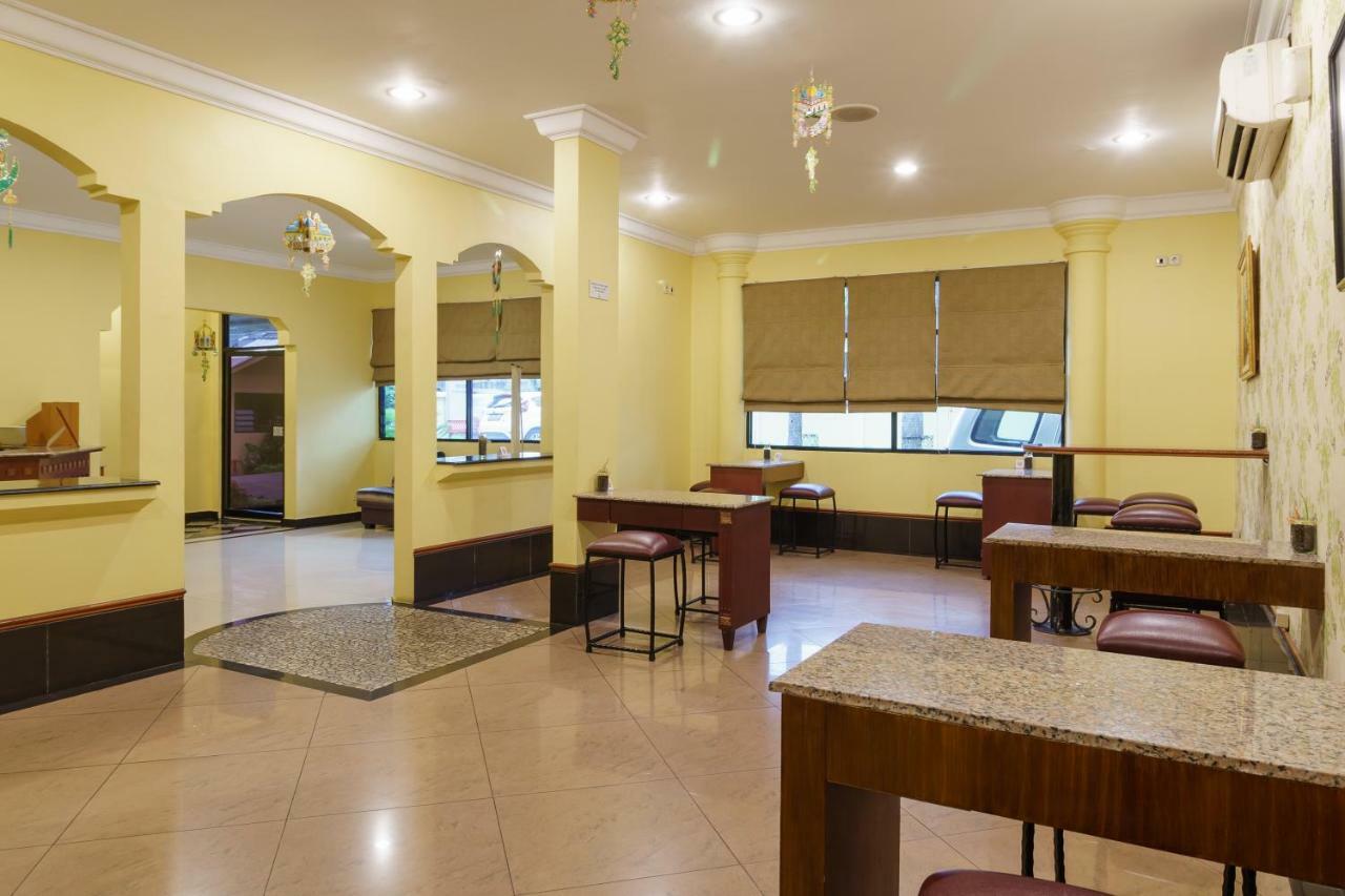 Reddoorz Plus Near Ancol Jakarta Luaran gambar