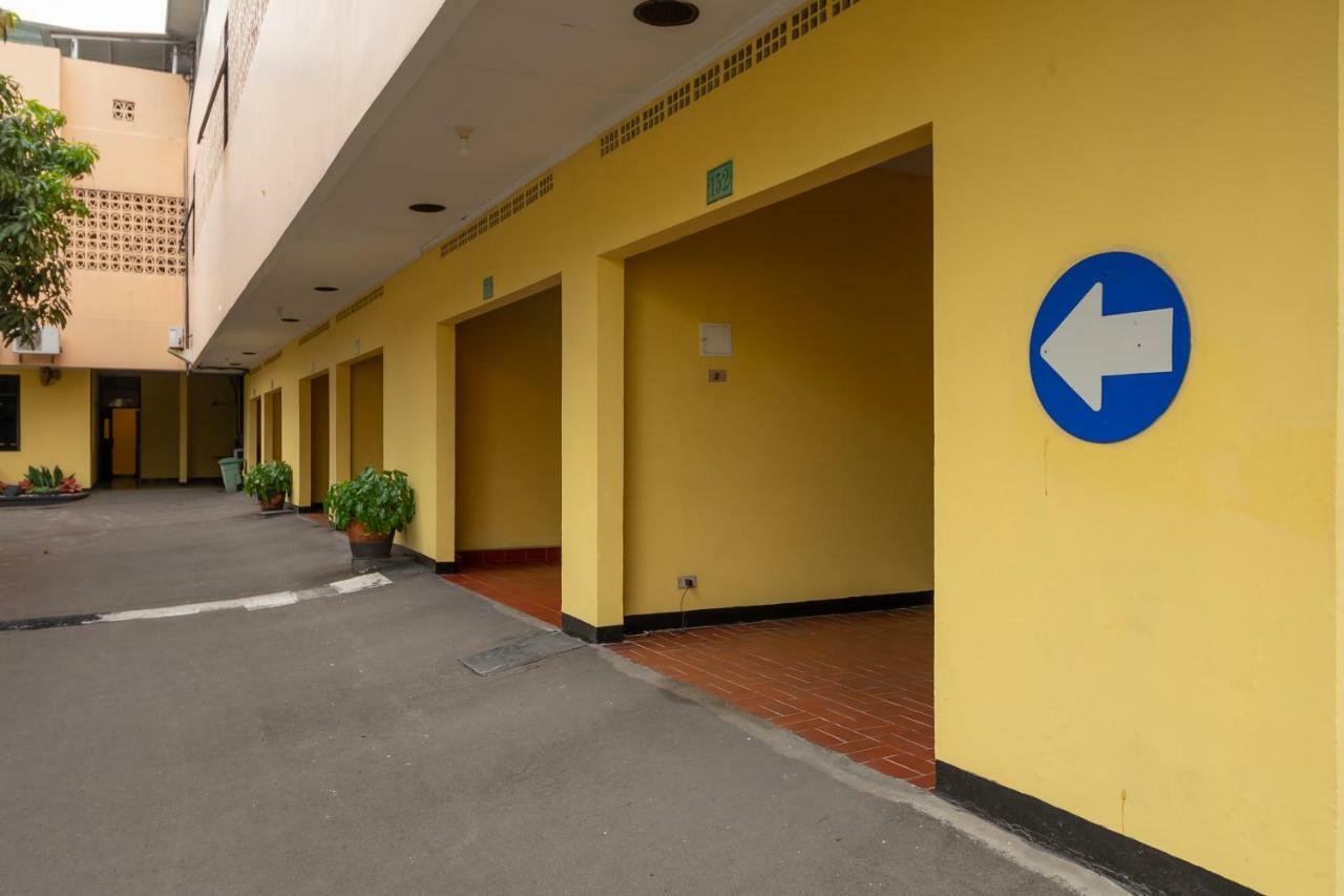 Reddoorz Plus Near Ancol Jakarta Luaran gambar