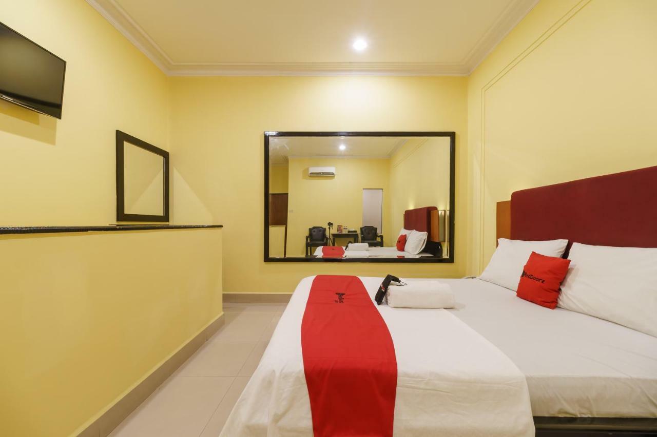Reddoorz Plus Near Ancol Jakarta Luaran gambar